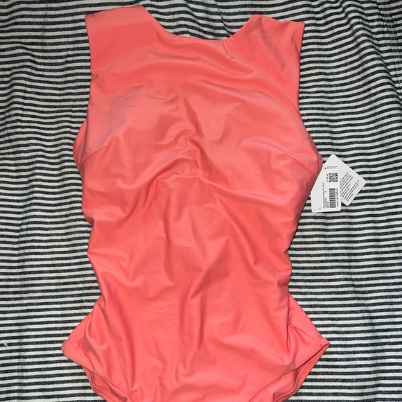 NWT Lululemon High Neck Waterside One Piece Swimsuit size 6 Raspberry Cream Pink